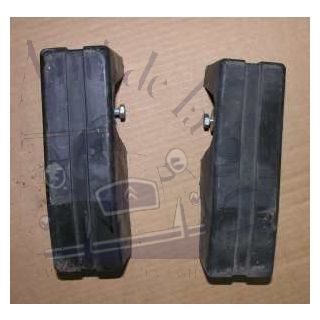 Paire de butoirs arrière Acadiane occasion ( manque fixations inférieures et latérales)