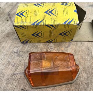 Cabochon nu trapézoidal de clignotant sur custode orange 2cv AZAM et AZA origine
