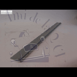 Charnière de capot + petit panneau 2cv