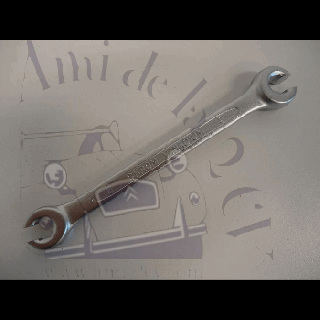 Clé à tuyauter 8 et 9 mm pour le montage des conduites de freins