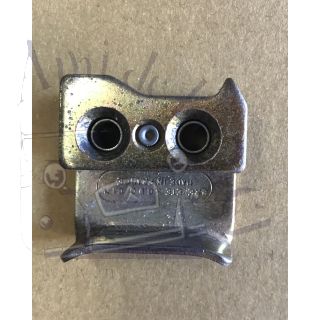 Gâche de serrure gauche 2cv