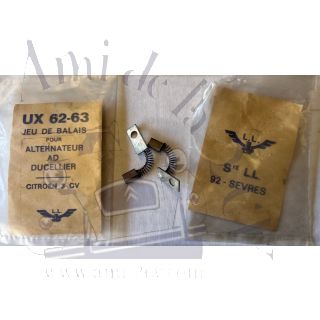 Jeu de balais charbons d'alternateur Ducellier pour 2cv Dyane Ami 6 et Ami 8 UX71-72 Livraison offerte en France continentale