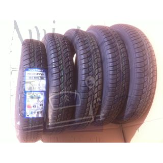 Pneus Toyo 135R15